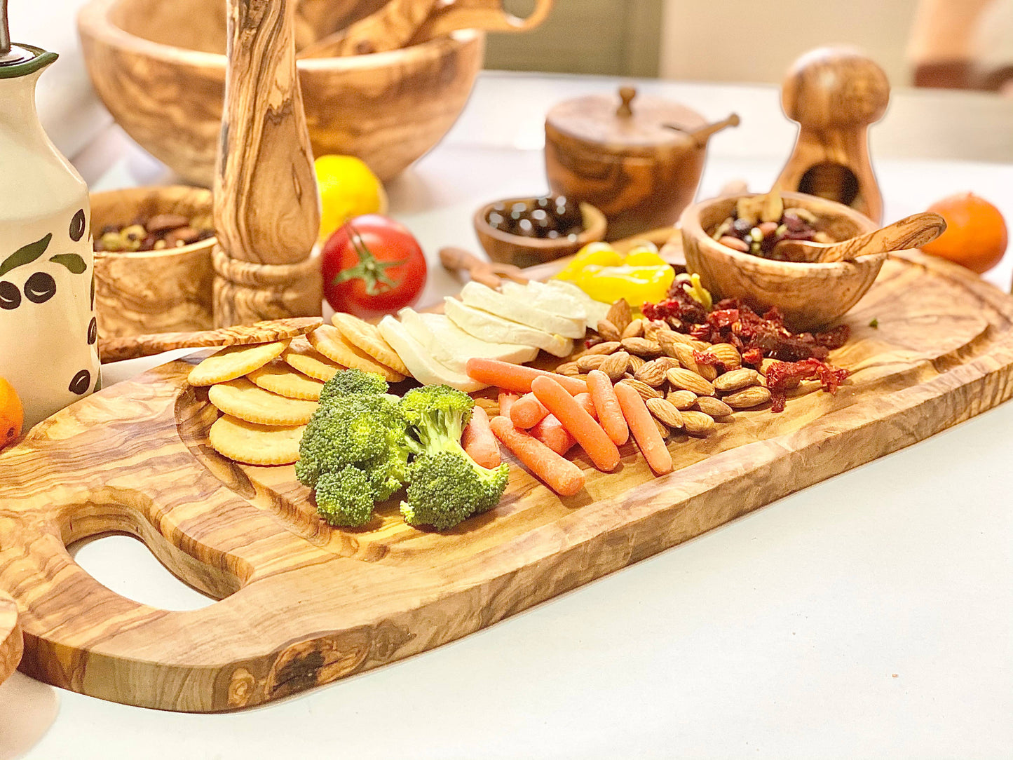 Olive Wood Charcuterie Board: 17"-18" Natural OliveWood